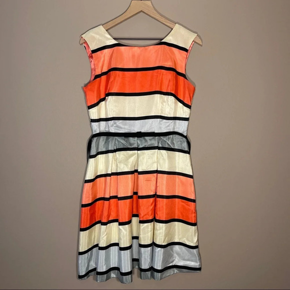 Women's 10 Danny & Nicole Belted Striped Dress Black Gray Coral Belted Pleated - Picture 2 of 7